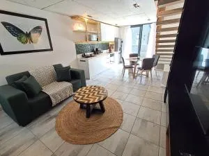 32 on Park Unit 22 - Goanikontes