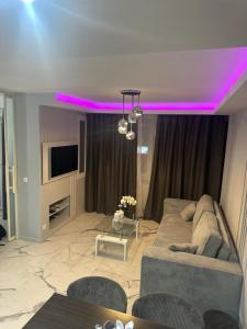 Apartment best position croisette martinez ! 150m from the beach completely renovated !