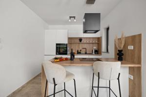 Santalezi Sunset Villa - Nature and Private Pool