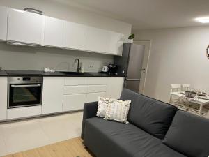 Cosy Candy Flat- with optional parking available at an extra cost