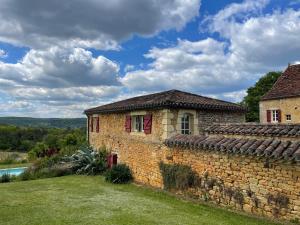 Maisons de vacances Gite D-Amis de Belbouys : photos des chambres