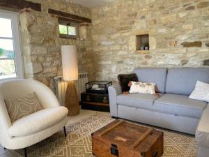 Maisons de vacances Gite D-Amis de Belbouys : photos des chambres
