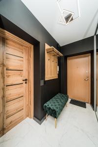 Vibrant Downtown Apartment