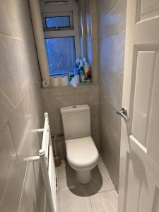 3 Bedroom House Stratford London, Sleeps 5