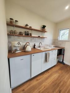 Maisons de vacances Le Bel Abri : Maison 1 Chambre