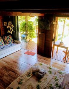 Praia do Rosa SC chalés piscina compartilhada