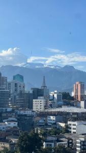 Apartamento Vista Panoramica 3 habitaciones 2 baños - Av Santander Sector El Cable y Estadio Palogrande