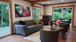 Casa vista al lago y piscina a 7 minutos del centro