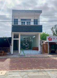 Departamento a pocos pasos de la playa con AC, WiFi, 2 habitaciones, 2 baños completos, 4 camas y cocina equipada en el centro de San Cristóbal cerca de bares y restaurantes - Caballito - Galápagos Home