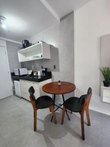 Apartamento Flat, Incrível, 250 M da Praia