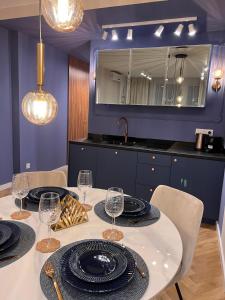 Mià Warsaw - Rotunda