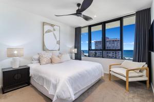 The Luxe Surf and Sea Suite