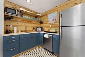 10 min Lido Key Beach ~Coastal Cabana Hideout