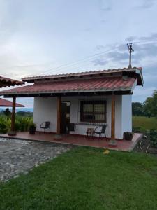 Eje cafetero Cacique Amarillo Finca