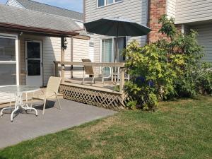 1st FL, 2BR Apartment Oceanside NY