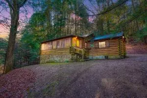 Russell Cabin - Cedar Grove