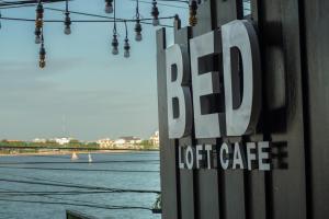 Bed Loft Cafe