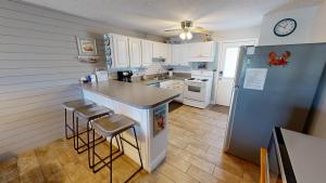 Venus 112- by Holiday Isle Properties