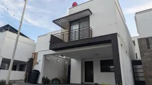 Everest 663 - San Miguel De Los Garzo