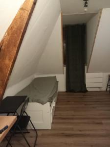 Appartements Hebergement Cozy a Deville-les-Rouen - 13 min Rouen : photos des chambres