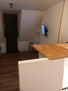 Appartements Hebergement Cozy a Deville-les-Rouen - 13 min Rouen : photos des chambres