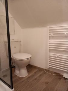 Appartements Hebergement Cozy a Deville-les-Rouen - 13 min Rouen : Appartement 1 Chambre
