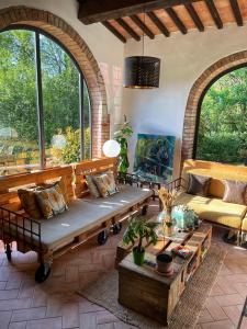 Casa nel bosco il Grottone