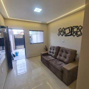 Triplex 3 dormitórios 200m praia