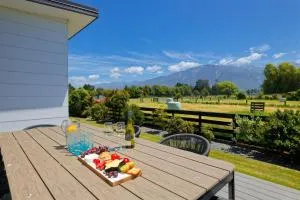 Country Views - Hapuku