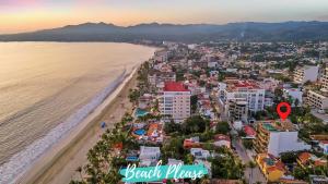 Musa in Golden Zone - 2 Blocks to Beach