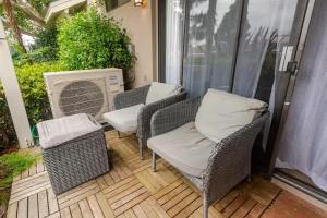 Resort Living with Pool & Tennis Minutes to Del Mar Beaches