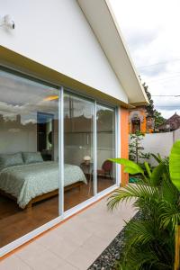 Casa Orange, Lod Tunduh