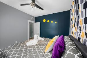 Cozy Retreat in Midtown with Convenient Parking