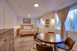 Kenai River Retreat ~ 4 Mi to Morgans Landing!