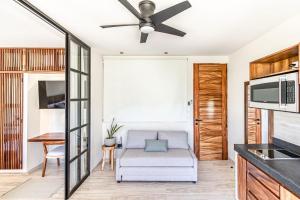 Lux Jungle Studio Near Beach