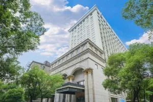 Farad Platinum Hotel Nanchang Tengwangge Branch - 永修