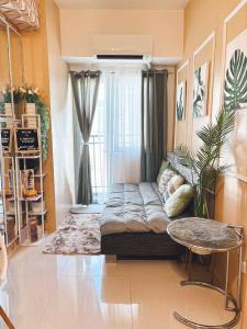 El Romantico Staycation at Fame Residence