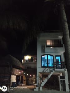 Casa iguana-home away