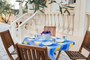 Right on the beach cozy accommodation