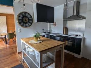 Appartement 3 Pièces au pied des pistes - 8 pers. - FR-1-504-690