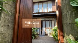 Villa Agy by Villa Labak