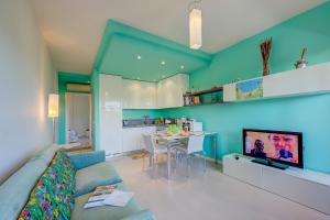 Green Tiffany Apartment - Happy Rentals