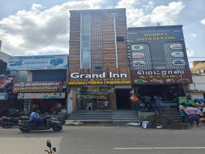 Grand Inn