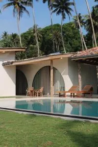 Swell Shacks - Godakanda