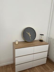 Appartement rénové situé aux portes de Paris