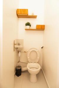 Appartement rénové situé aux portes de Paris