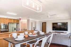 Moore than a Shack - Ubytování bez kategorie ve městě Guilderton