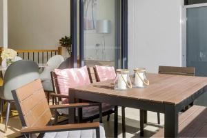 Charm 3Bedroom Apt in Waterloo