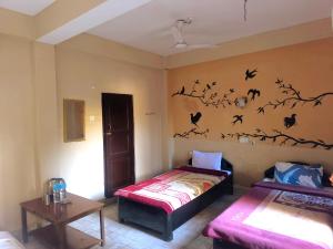 Nikunj Safari Guest House Sauraha- A placeyou can book jungle wildlife Safari