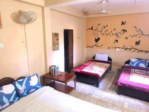 Nikunj Safari Guest House Sauraha- A placeyou can book jungle wildlife Safari